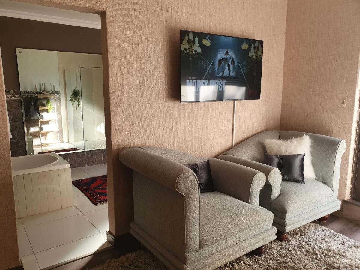 Luxury Boutique Home In Kyalami Midrand Buitenkant foto