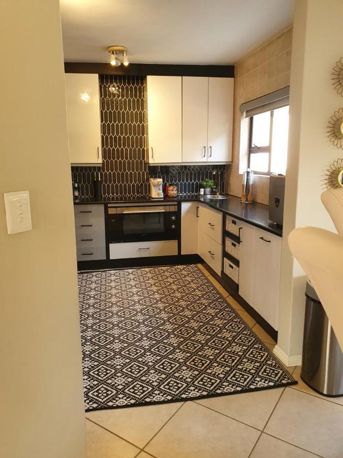 Luxury Boutique Home In Kyalami Midrand Buitenkant foto